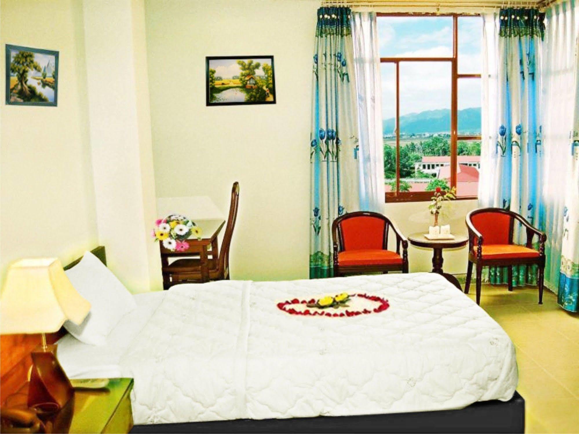 Hotel Four Seasons House Nha Trang Esterno foto