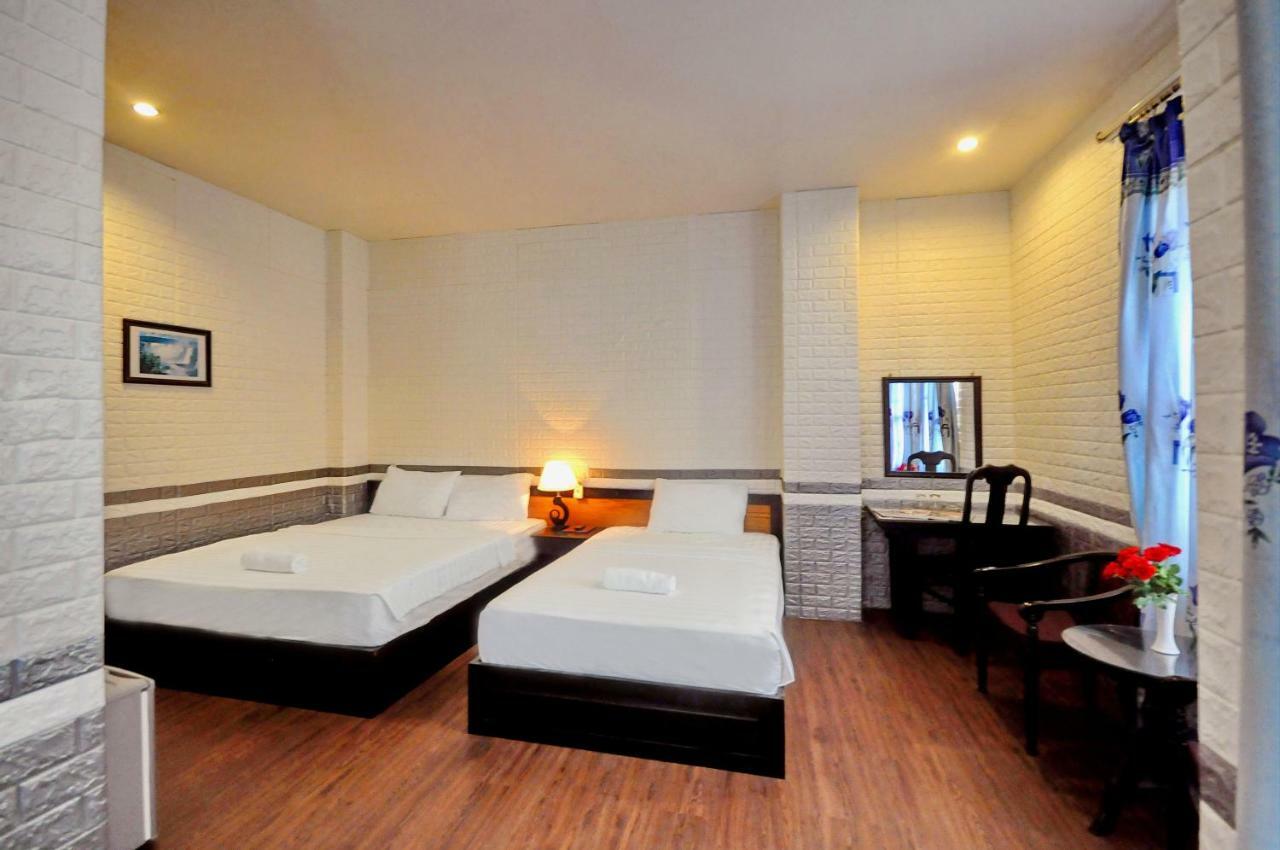 Hotel Four Seasons House Nha Trang Esterno foto