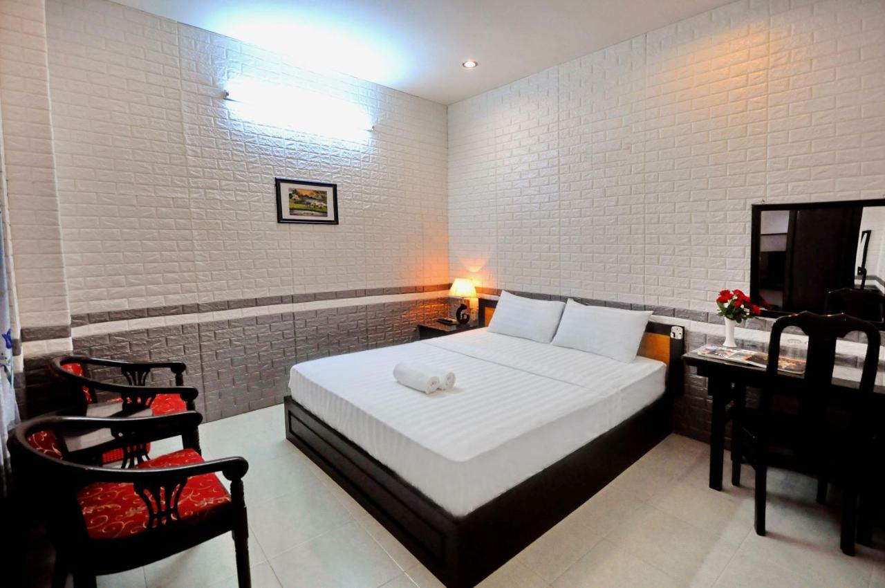 Hotel Four Seasons House Nha Trang Esterno foto