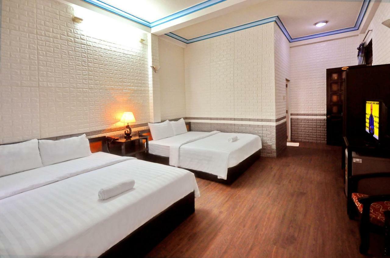 Hotel Four Seasons House Nha Trang Esterno foto